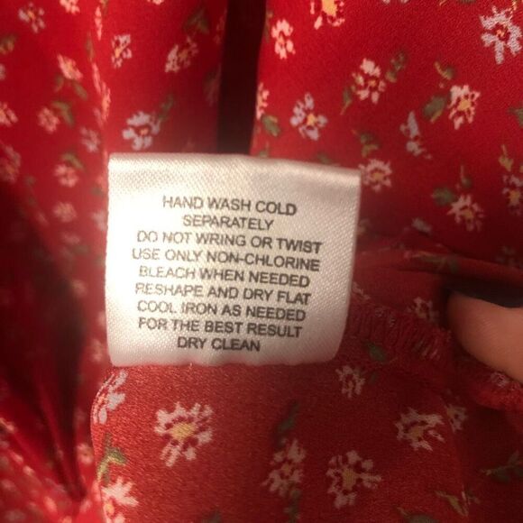 hippie rose thin strap red top dainty flowers size m cottage core farm country - Picture 6 of 9